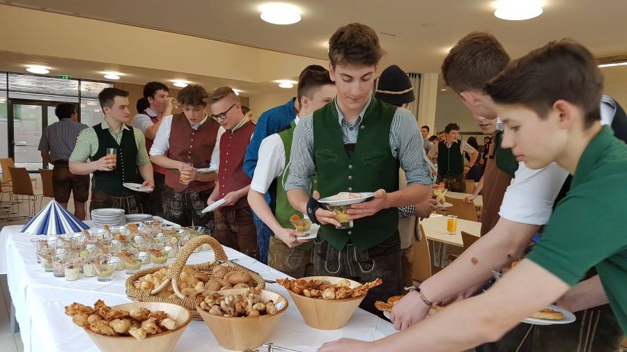 Tanzkurs mit der Fachschule Grabnerhof