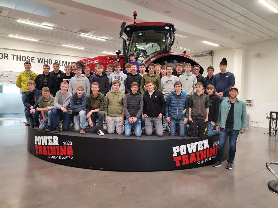 Landtechnik-Exkursion 2. Jahrgang LW
