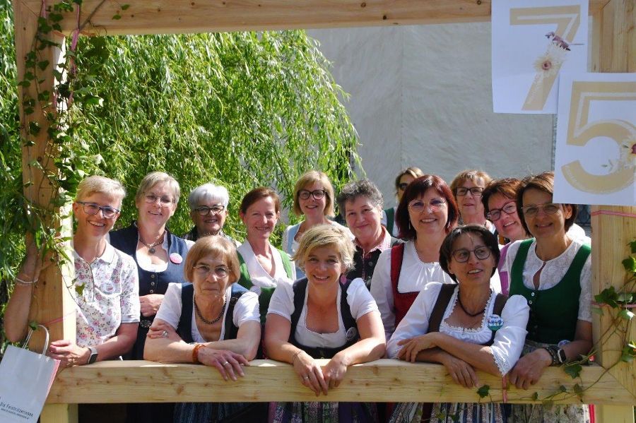 75 Jahre Fachschule Schloss Feistritz 75 Jahre Fachschule Schloss Feistritz