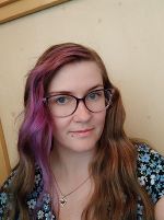 Portraitaufnahme von Frau Nicole Knapp