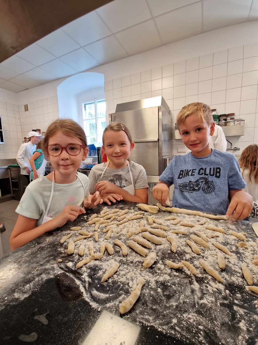 Kartoffelkreationen im Kinderkurs