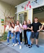 6 Schüler:innen starten in die Kinderbetreuer:in-Ausbildung im Schloss St. Martin