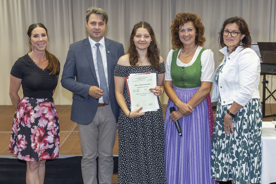 Abschlussfeier des dritten Jahrganges Abschlussfeier des dritten Jahrganges