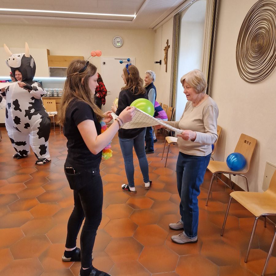 Gemeinsam am Hof Gemeinsam am Hof