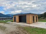 Fertigstellung Außenschalung und Dach Container © LFS Grabnerhof